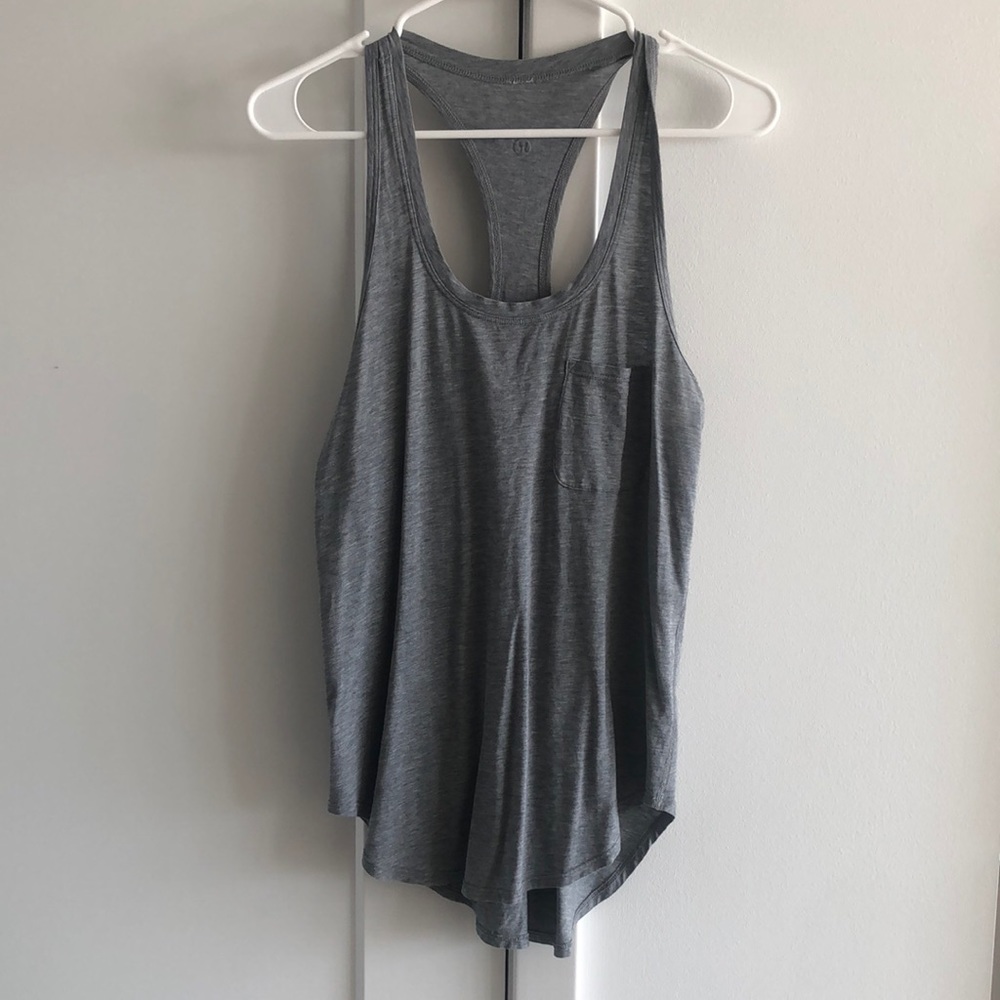 Lululemon loose tank. GREAT CONDITION.